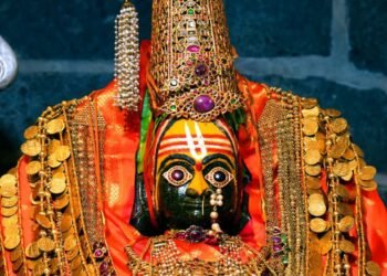 श्री तुळजाभवानी देवीजींची शेषशाही अलंकार महापूजा