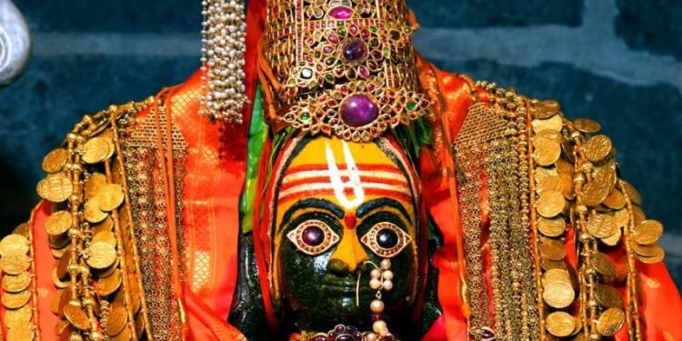 श्री तुळजाभवानी देवीजींची शेषशाही अलंकार महापूजा