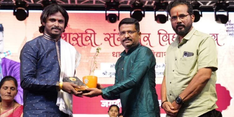 शारदीय नवरात्र सांस्कृतिक महोत्सवात घुमले बासरीचे सूर