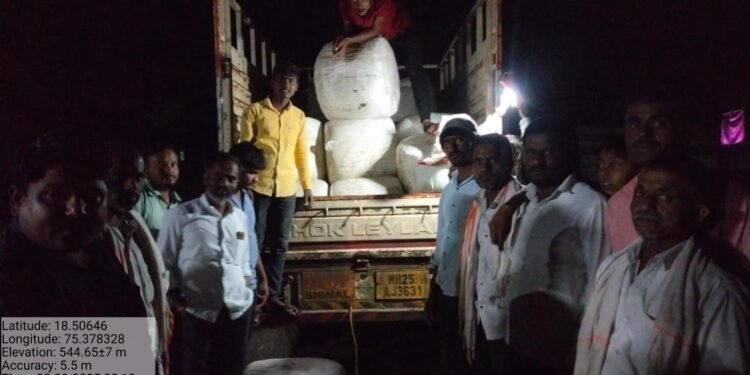 पूरग्रस्त पशुपालकांना दिलासा : चारा,औषधे व मदतीचा हात