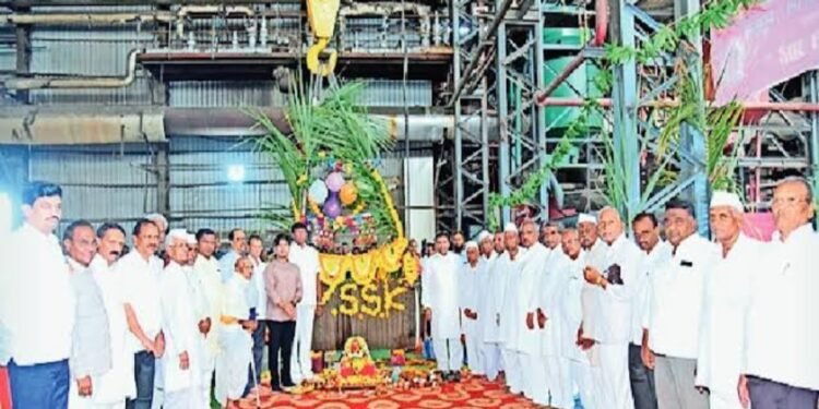 श्री विठ्ठलसाई साखर कारखान्याचा बॉयलर प्रदिपन सोहळा संपन्न