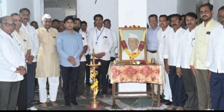 तालुकास्तरीय वादविवाद स्पर्धेचे शरण पाटील यांच्या हस्ते उद्घाटन….